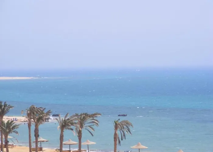 La Sirena Double With Mountain View, Families And Couples Only, Extra Of 180 Egyptian Pounds Per Adult Person Per ,to Be Paid To The 3*