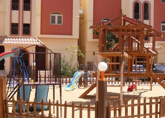 La Sirena Double With Mountain View, Families And Couples Only, Extra Of 180 Egyptian Pounds Per Adult Person Per ,to Be Paid To The