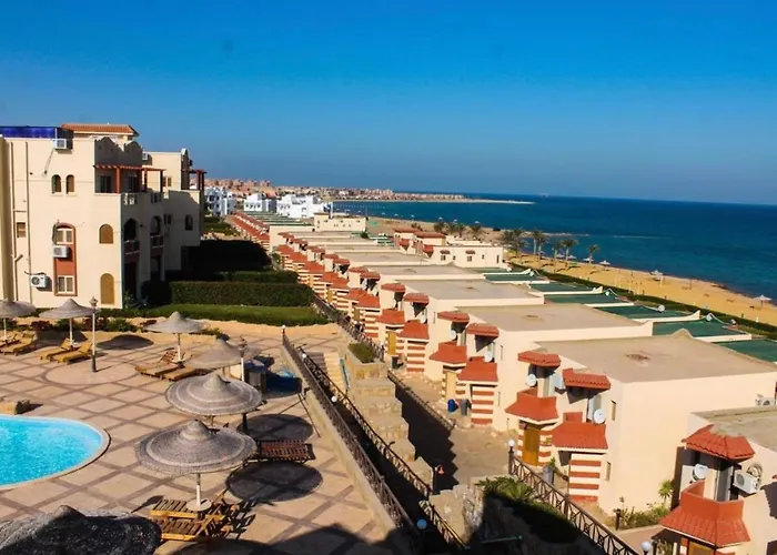 Szálloda La Sirena Double With Mountain View, Families And Couples Only, Extra Of 180 Egyptian Pounds Per Adult Person Per ,to Be Paid To The 3*