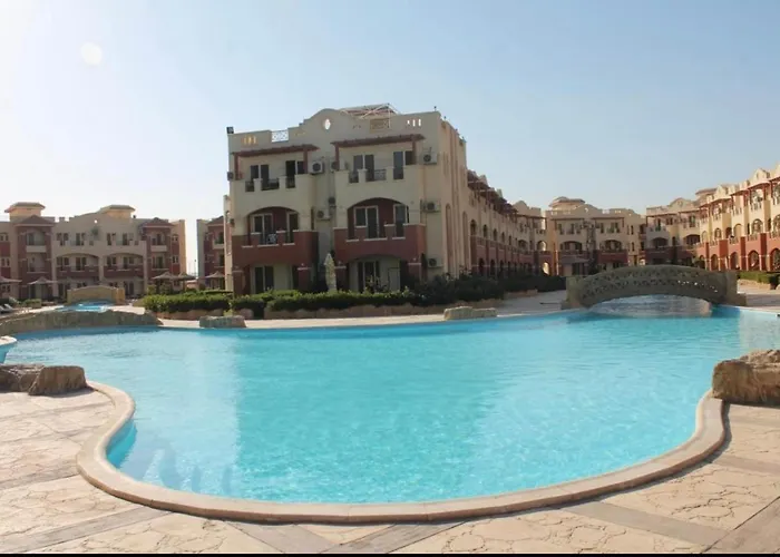 La Sirena Double With Mountain View, Families And Couples Only, Extra Of 180 Egyptian Pounds Per Adult Person Per ,to Be Paid To The 3*